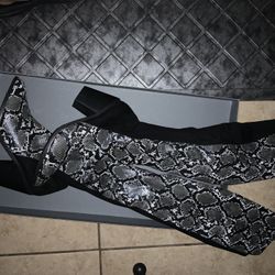 SNAKE & BLACK THIGH HIGH BOOTS