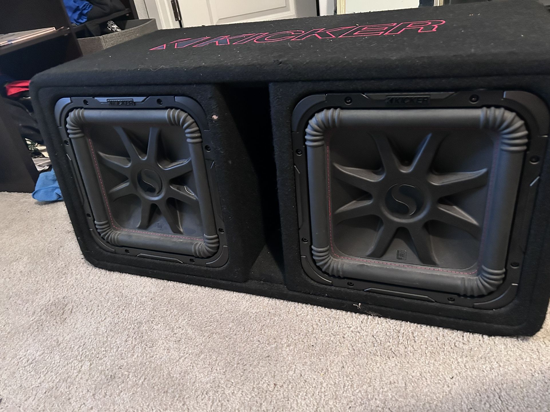 Kicker 45DL7R122 Dual 12" L7R 2- Ohm Enclosure