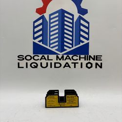 BUSSMANN / BM6032SQ / Fuse Block 30A 600V Fuse Holder 2 Pole