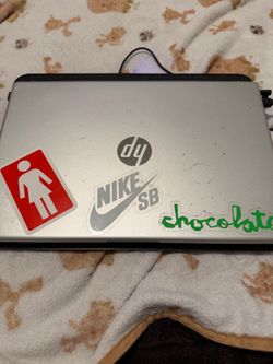 HP Laptop touchscreen 8gb ram AmD graphic card