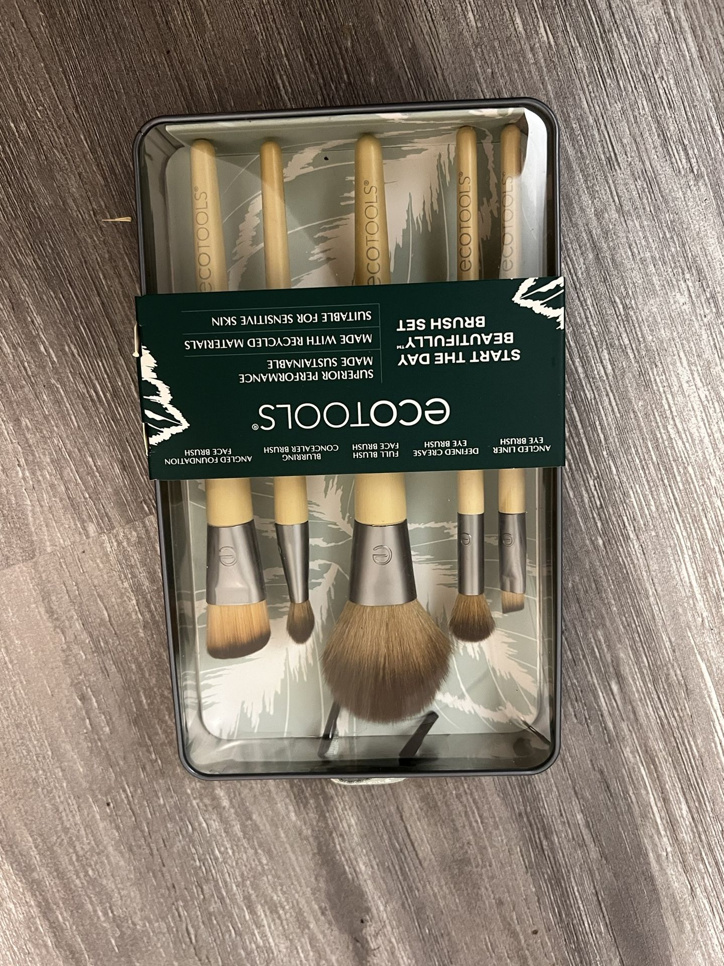makeup brushes