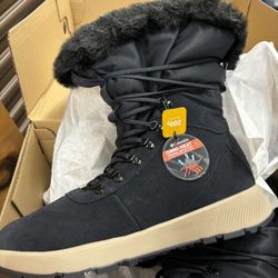Women’s Columbia boots