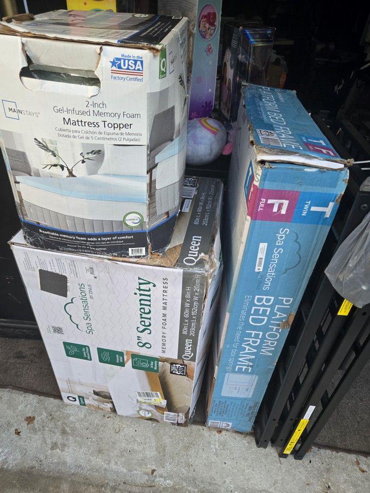 YARD SALE FRI,SAT,SUN 10/17-10/19 9AM-7PM 