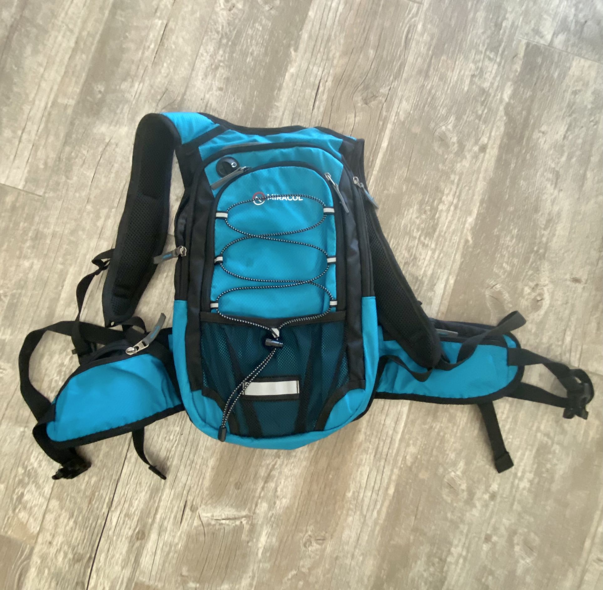 MIRACOL Hydration Backpack w/ 2.5L Water Pack