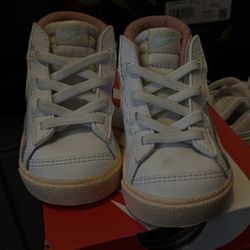 nike kids shoes 