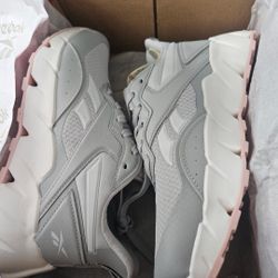 Reebok Vizome (7.5) Women's 