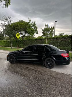 2010 Mercedes Benz E-350 4Matic