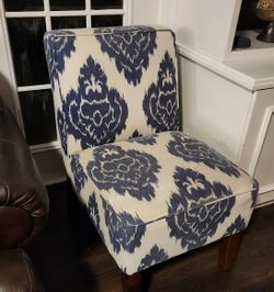 Acent chair