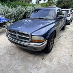 2003 Dodge Dakota