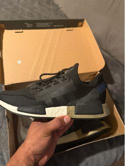 Adidas R1 V2 size 9.5 Brand new