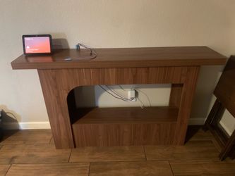 Modern entry table