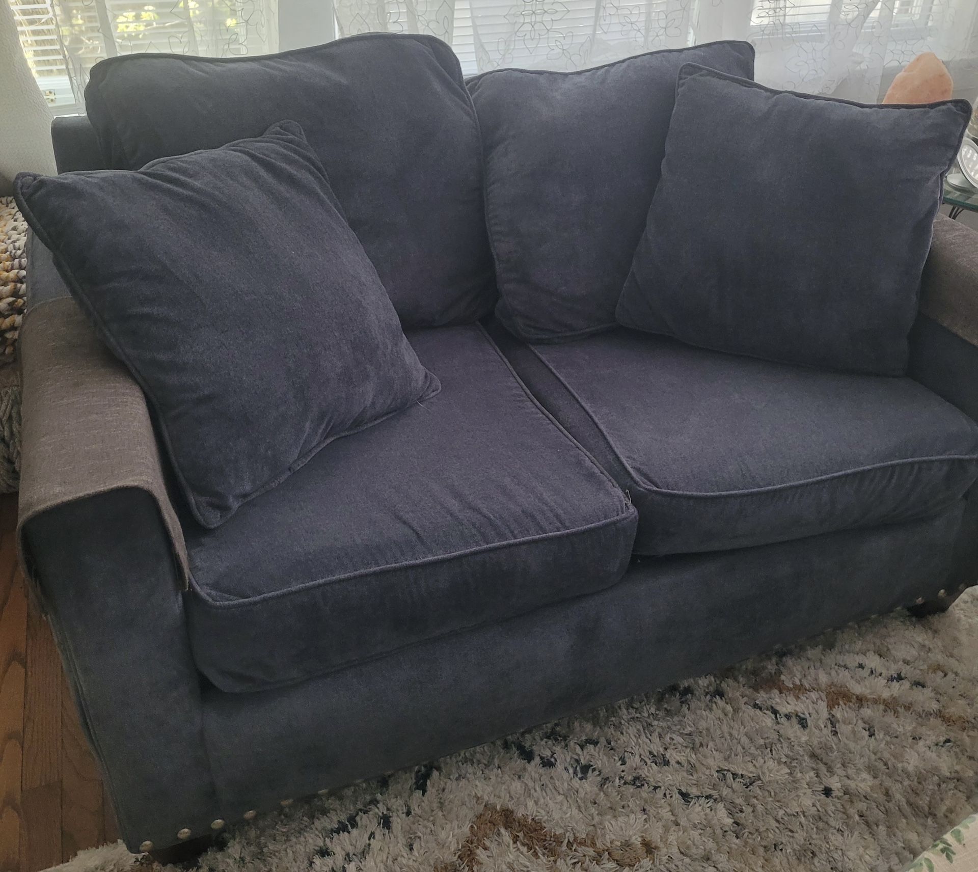 Selling Loveseat,Sofa,Chair and coffee table with two side tables