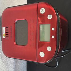 Frigidaire EBRM100 2LB Bread Maker 15 Programs LCD Display Non Stick RED READ