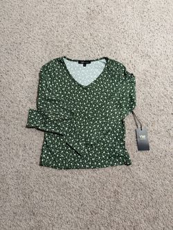 YMI Collections Green Floral Long Sleeve Top