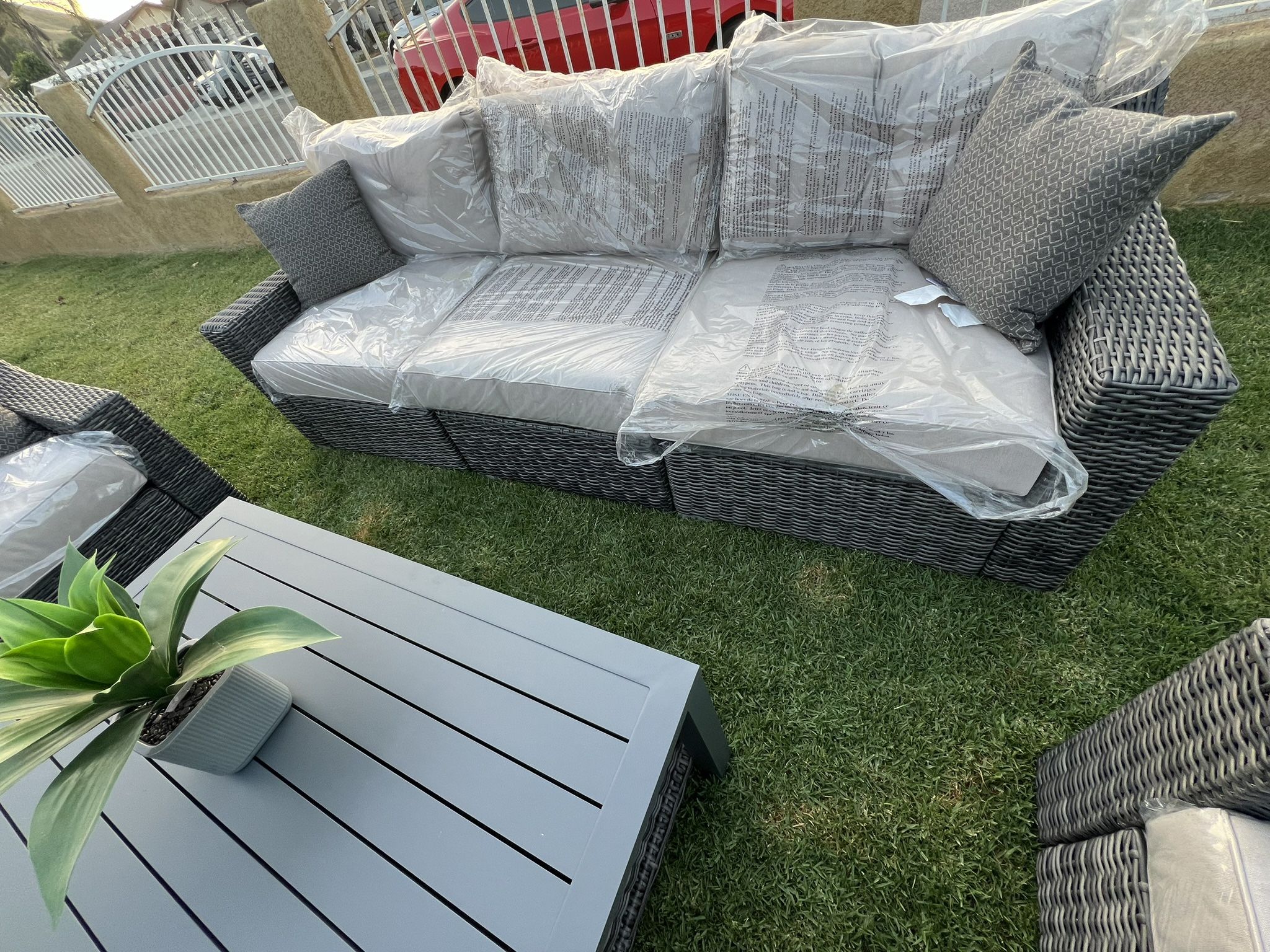 Patio Furniture Set Outdoor New In The Box