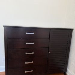 REAL SOLID WOOD 6 Drawer Chest 