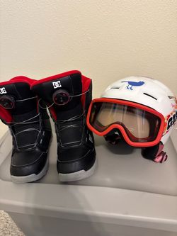 Kids DC Snowboard Boots and Helmet Goggle Set