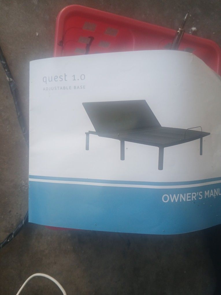 Quest 1.0 Adjustable Bed Base