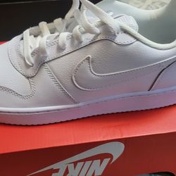 Nike  new shoes  size  9