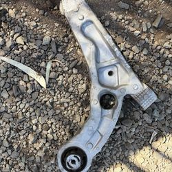 2016 Jeep Cherokee RH Side Lower control arm