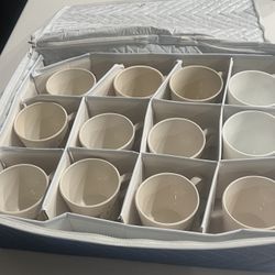 Corningware Tea Cups With Storage Case 