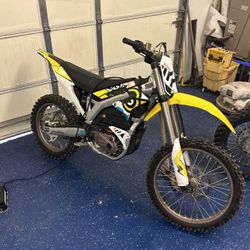 Surron Electric Dirt bike