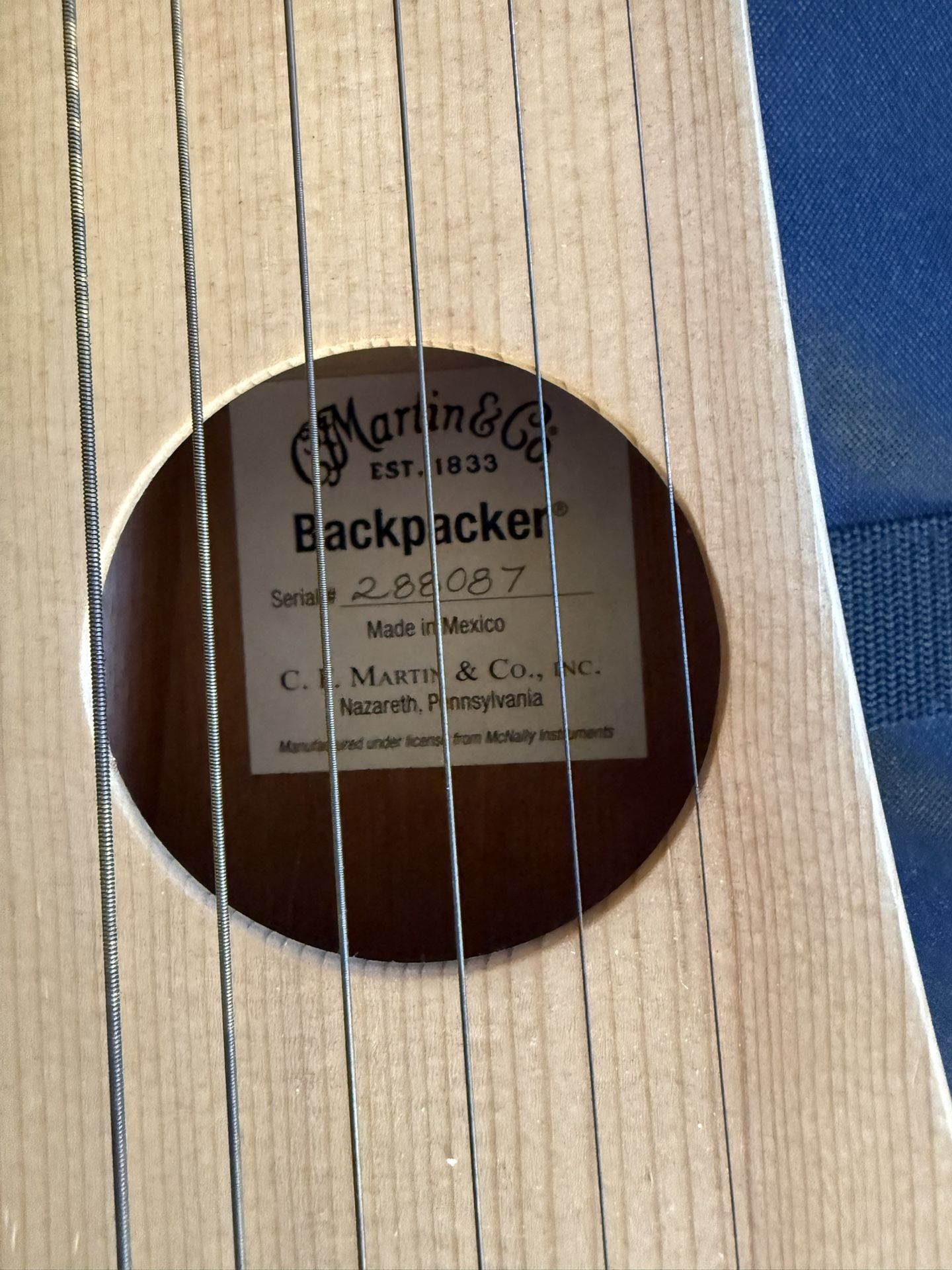 ギター MartinBackpacker Martin Steel String Backpacker Left-Handed Acoustic Guitar