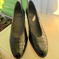 STUART WEITZMAN "Tilting" Black Leather Croc Embossed Pumps Wm Sz 8.5 M. Spain