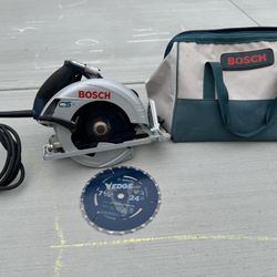 Bosch 7 1/4” Saw. CS10. Lightly Used