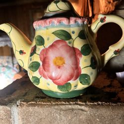 Ceramic Tea Pot