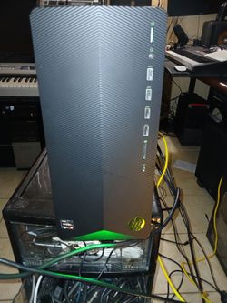 Hp desktop gaming Amd rysen 55600 with grofics  3.9 ghz  12 core 16 gb  ram windows office  with 27 monitor