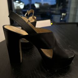 Michael Kors Genuine Leather Heel - 7.5