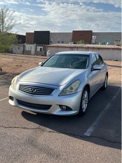 Infiniti g37 2010