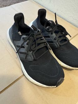 Women’s black ultra boost