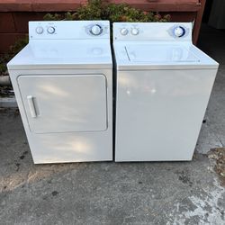 GE Large Capacity Washer and Dryer Set 