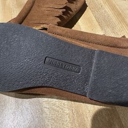 Ankle Length Moccasins Size 7 Womens