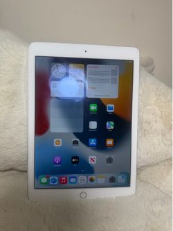 Apple iPad Air 2nd Generation 16 GB in white