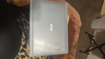 Acer laptop in the color gray small size laptop