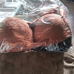 4 Colorful Lacey Bras Brand New