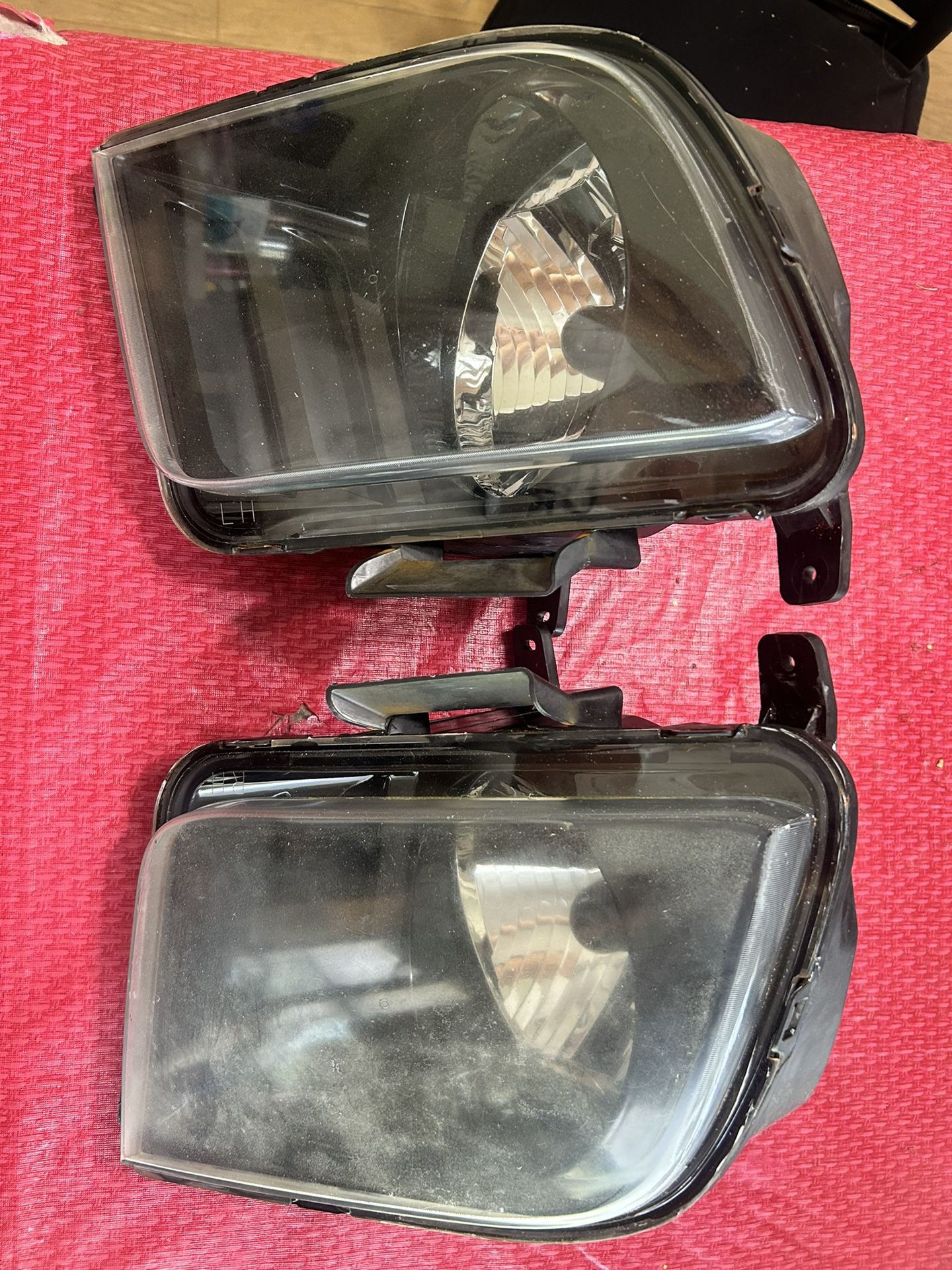 2005-2009 Ford Mustang Headlights
