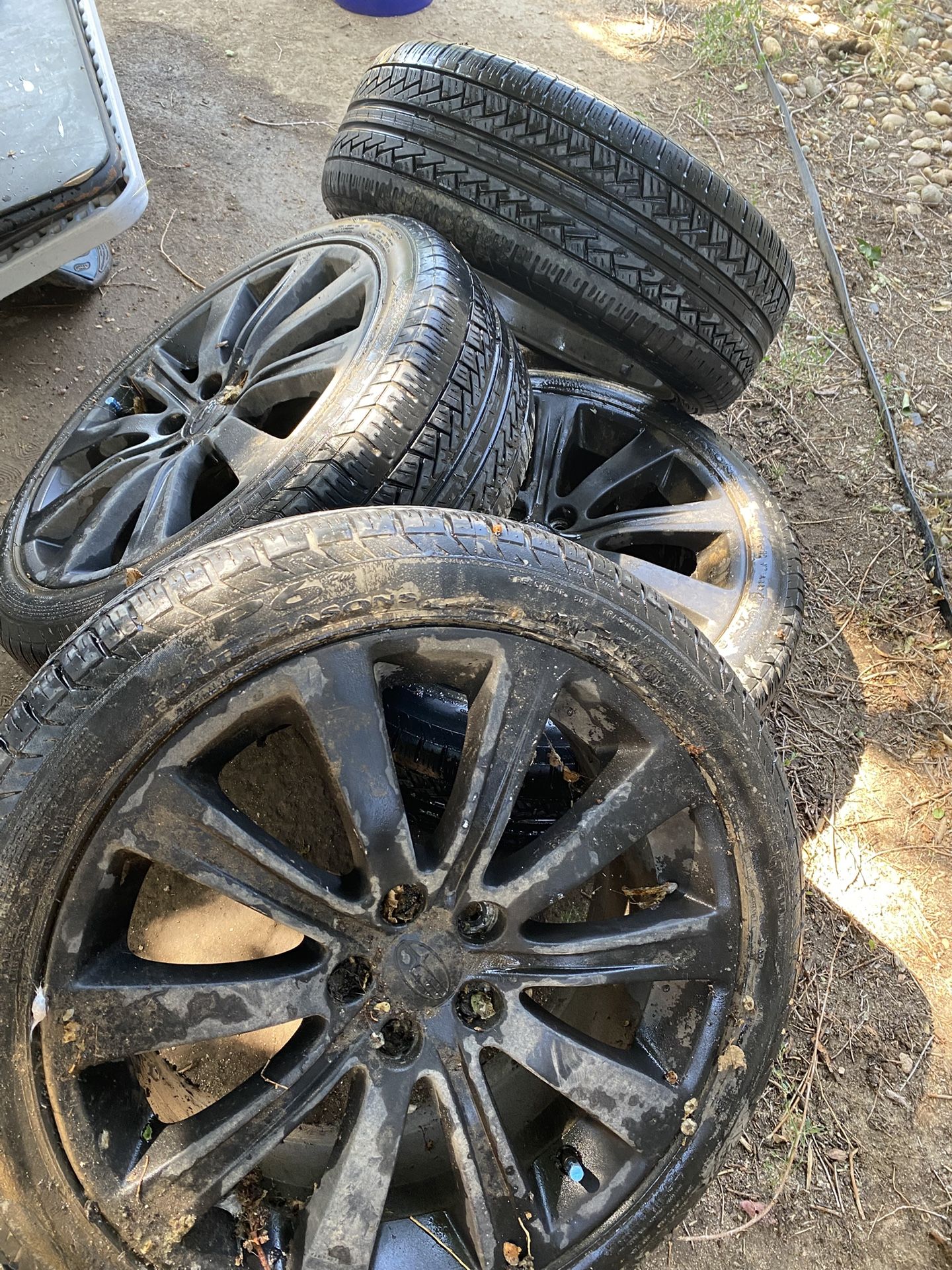 Pirelli Tire Set 205/50/17