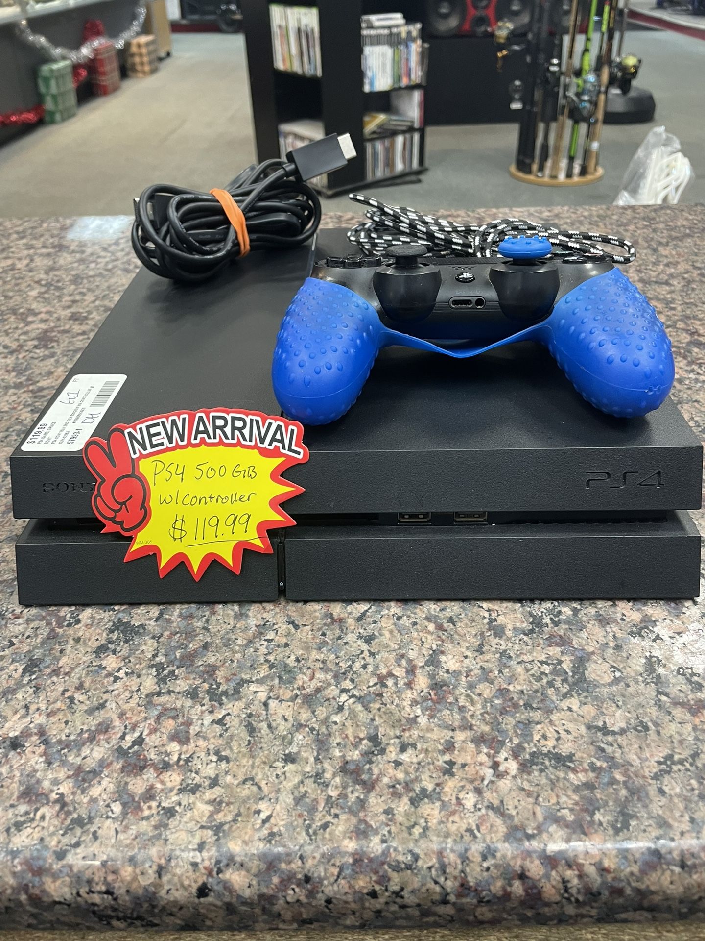 OG 500GB PS4 w/Controller