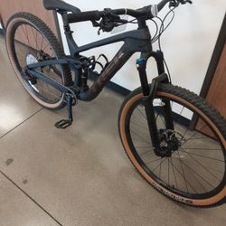 Trek Top Fuel Carbon Full Suspension Mountain Bike