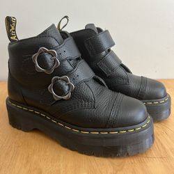 Dr Martens Flower Buckle
