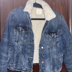 MEDIUM American Eagle Sherpa Jean Jacket 