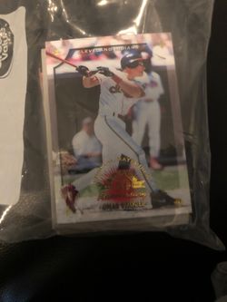 50 baseball cards for 10$