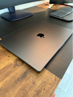 2023 Macbook Pro 16inch- M3 Pro Chip 32GM Ram