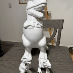 China T-Rex Cookie Jar And Salt/pepper Set
