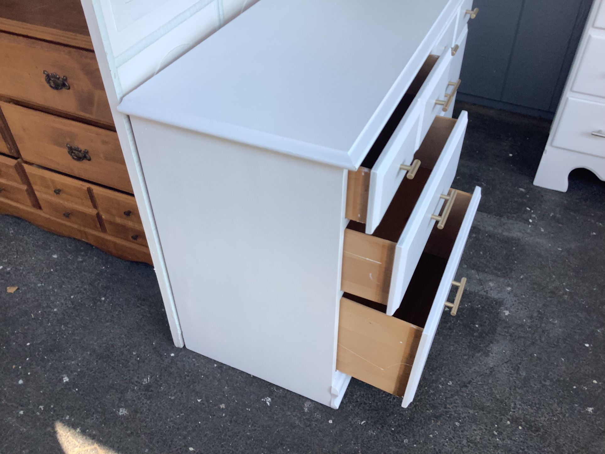 Refinished Solid Wood White Dresser for Sale in Marysville, WA OfferUp