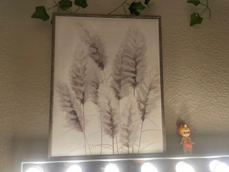 Small feather painting for wall decor !